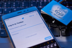 BTC Piyasası: Türk hacker, 17 milyon Twitter kullanıcısının telefon numarasına ulaştı 3