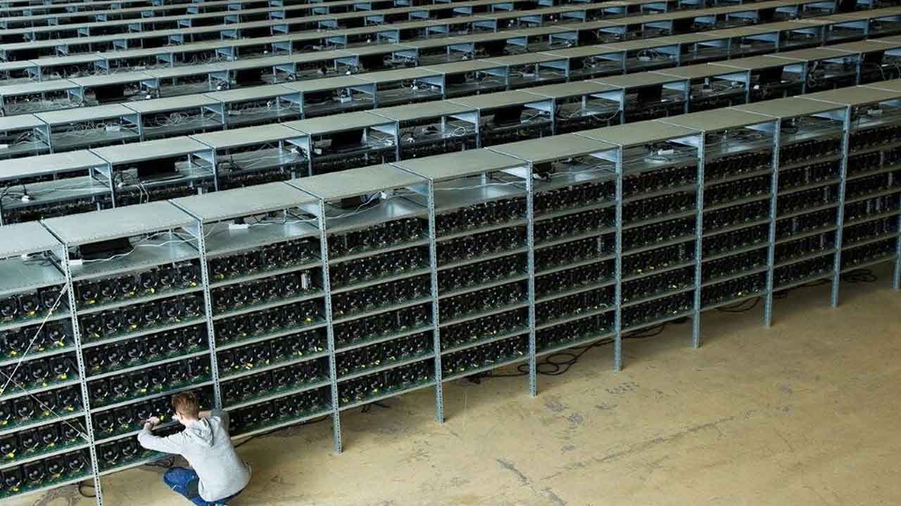 Ulaş Utku Bozdoğan: Kazakistan, Bitcoin Madencilerine Kabusu Yaşatıyor 1